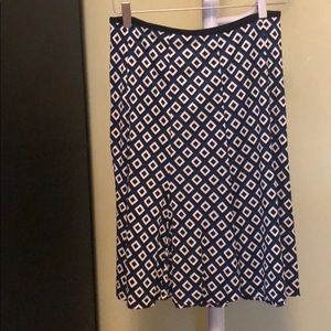 Diane von Furstenberg 100% silk skirt size 6